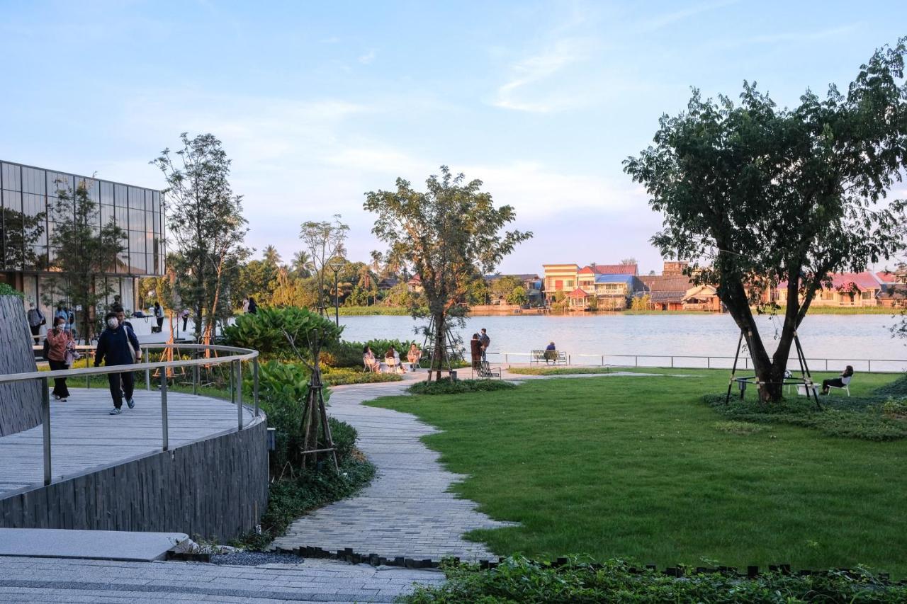 Neera Retreat Hotel Nakhon Pathom Εξωτερικό φωτογραφία